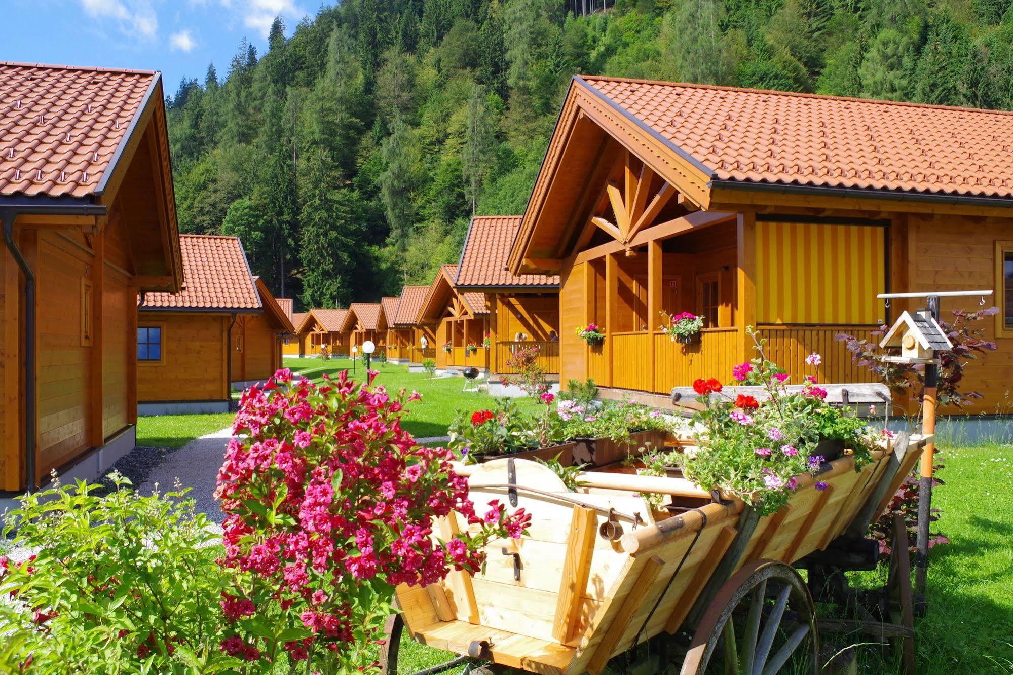 Chaletdorf Zellersee Maishofen Extérieur photo